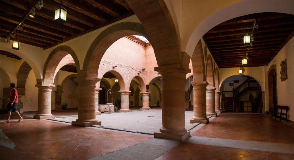 Hotel La Casona del Abuelo Parra Villanueva De Los Infantes Exterior foto