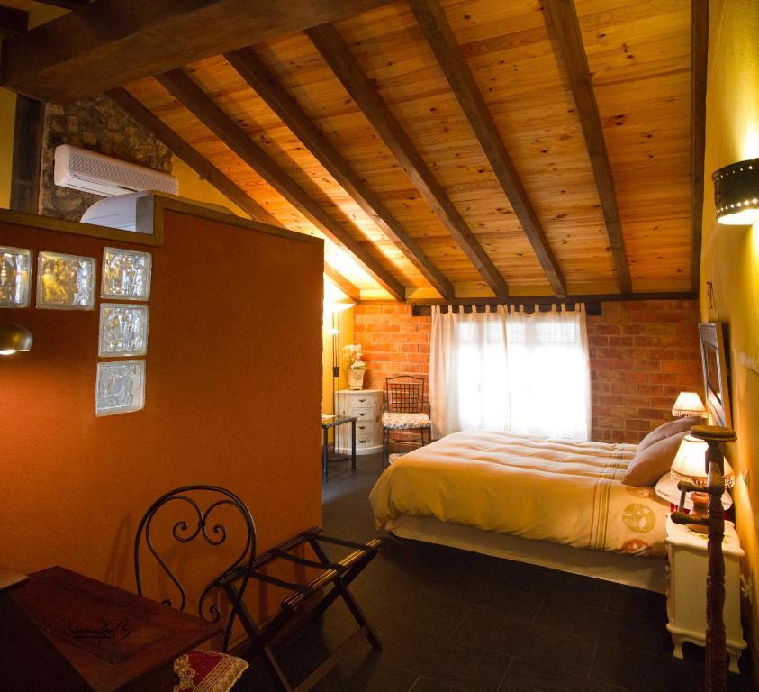 Hotel La Casona del Abuelo Parra Villanueva De Los Infantes Habitación foto